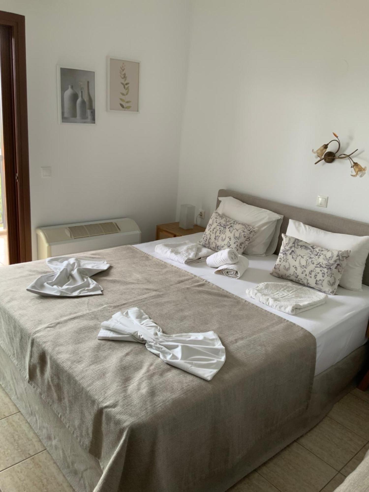 Hotel Bara Neos Marmaras Bagian luar foto